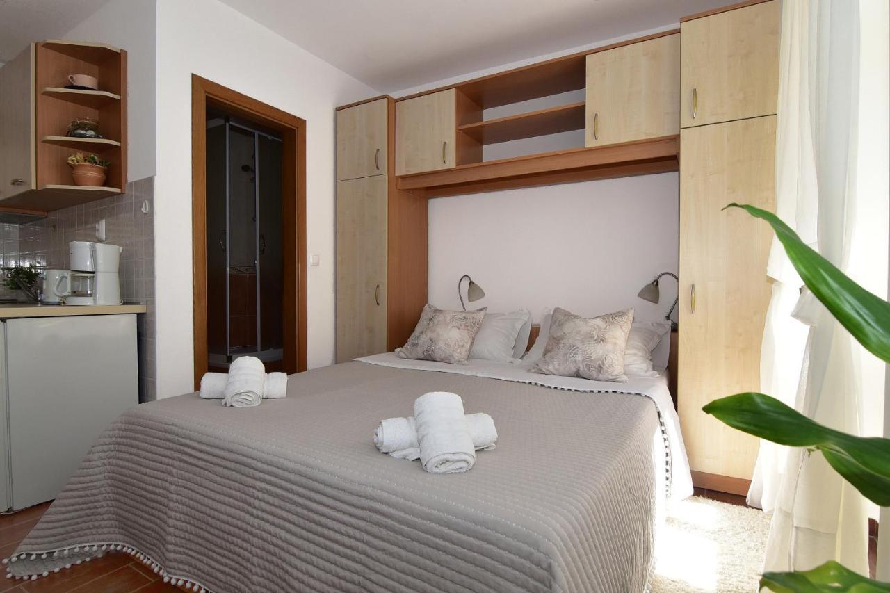 Old Town Studio Apartments Makarska Exterior photo